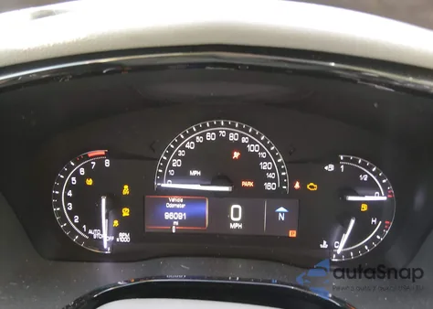 2018 Cadillac Xt5 Premium Luxury from USA, damaged, VIN 1GYKNERSXJZ107818